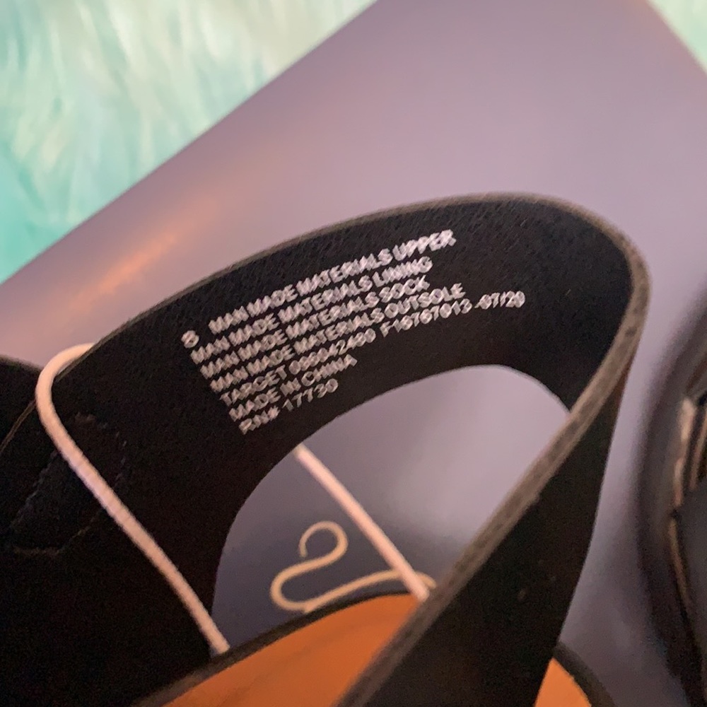 NEW! Anastasia Buckle Heeled Sandals - Picture 4 of 4